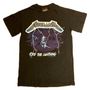 1994 Metallica "Ride the Lightning" T-Shirt. Size Small